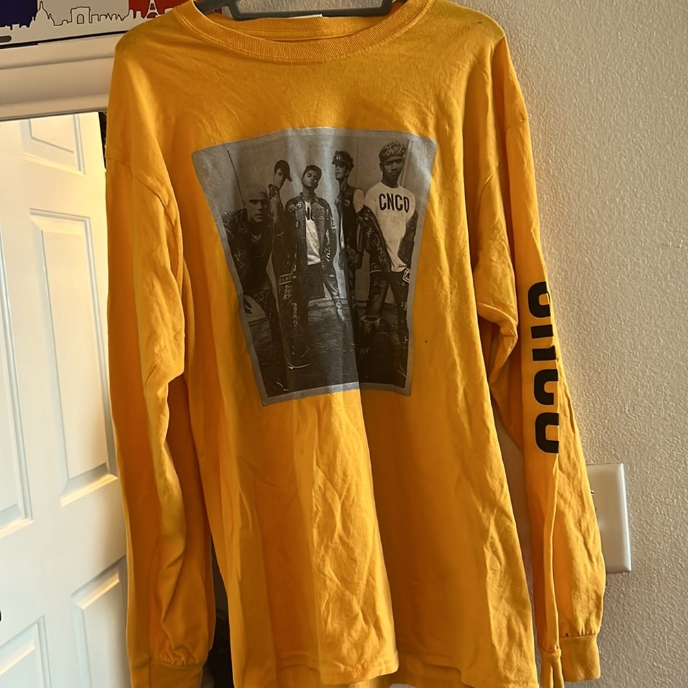 CNCO merch | large (oversized long sleeve) | like new